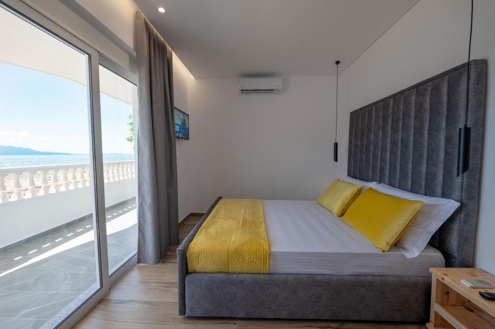 Cako Rooms Saranda Exterior photo